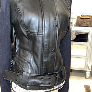 HOTTTTT! Black Leather Biker zip up and snap NEW never worn STUNNING! Buttery